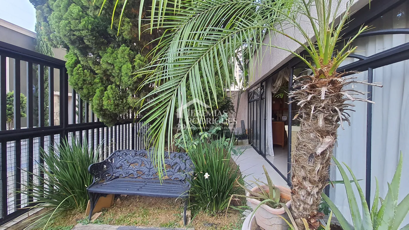 Casa para locação com 5 dormitórios no Centro em Taubaté/SP.