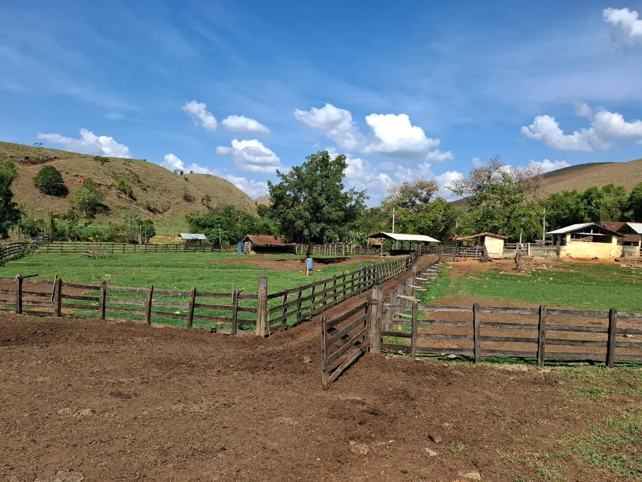 Fazenda à venda com 60 alqueires em Lorena/SP. 