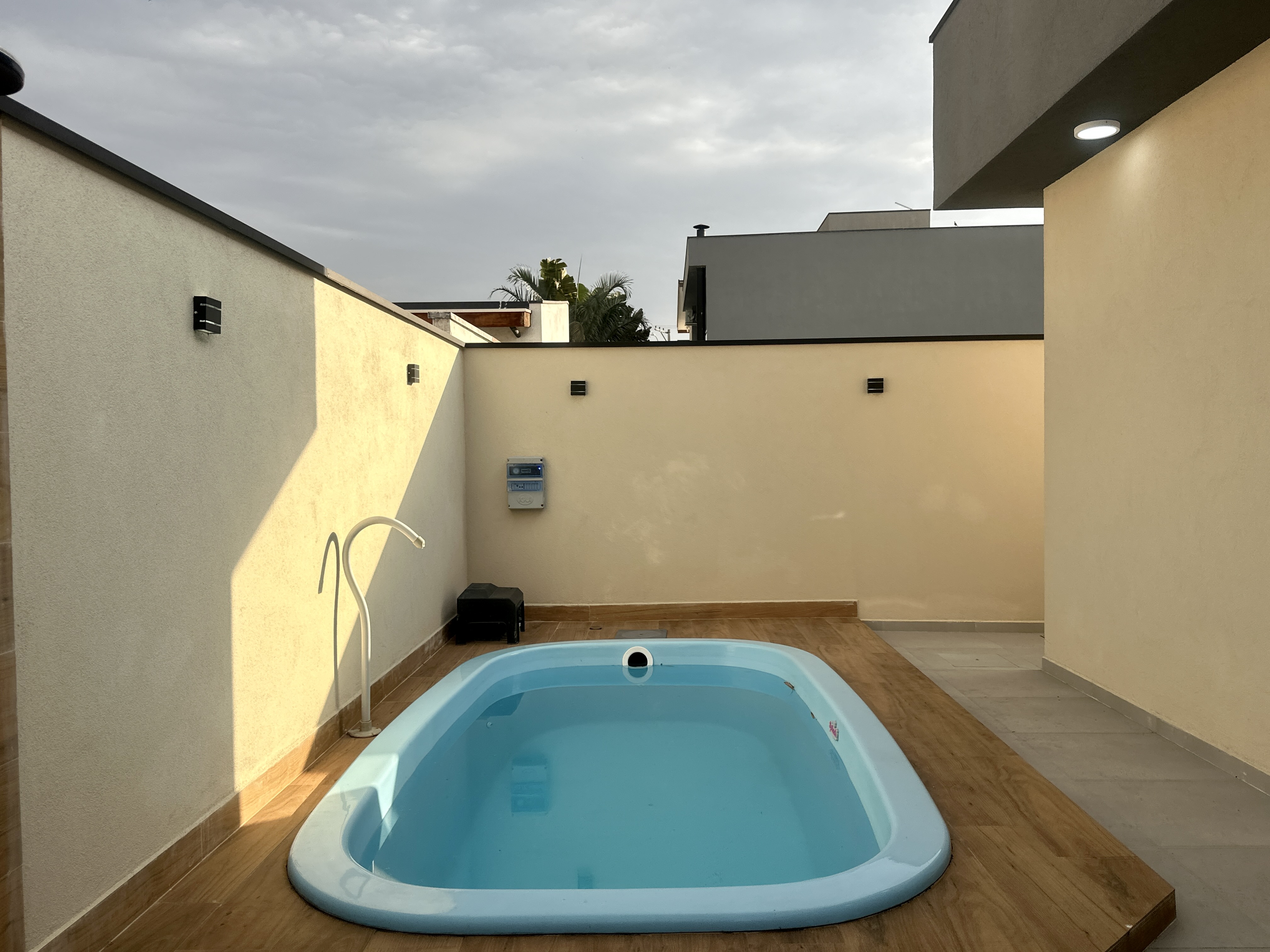 Casa à venda com 3 dormitórios no Condomínio Residencial Tecoara em Taubaté/SP