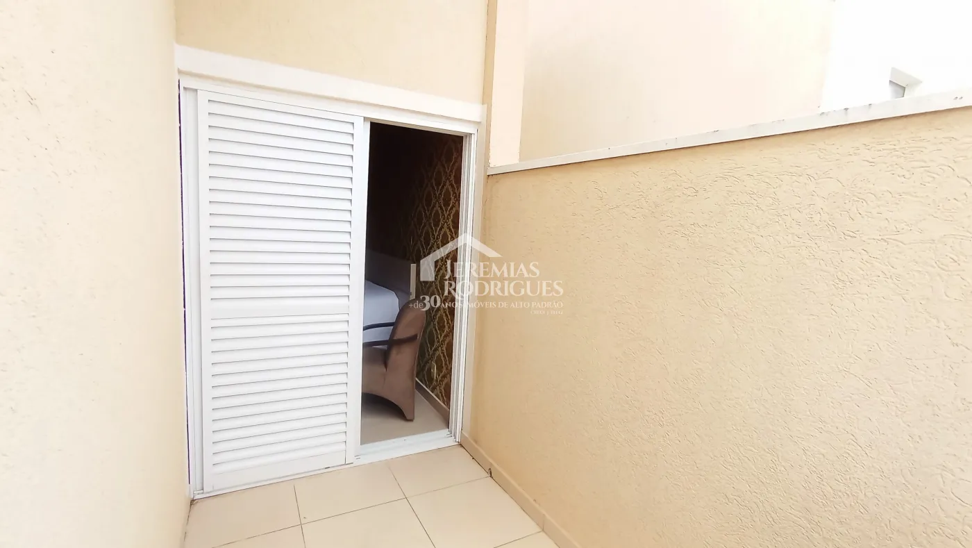 Casa para venda e locação com 4 dormitórios no Condomínio Jatobá em Tremembé/SP.