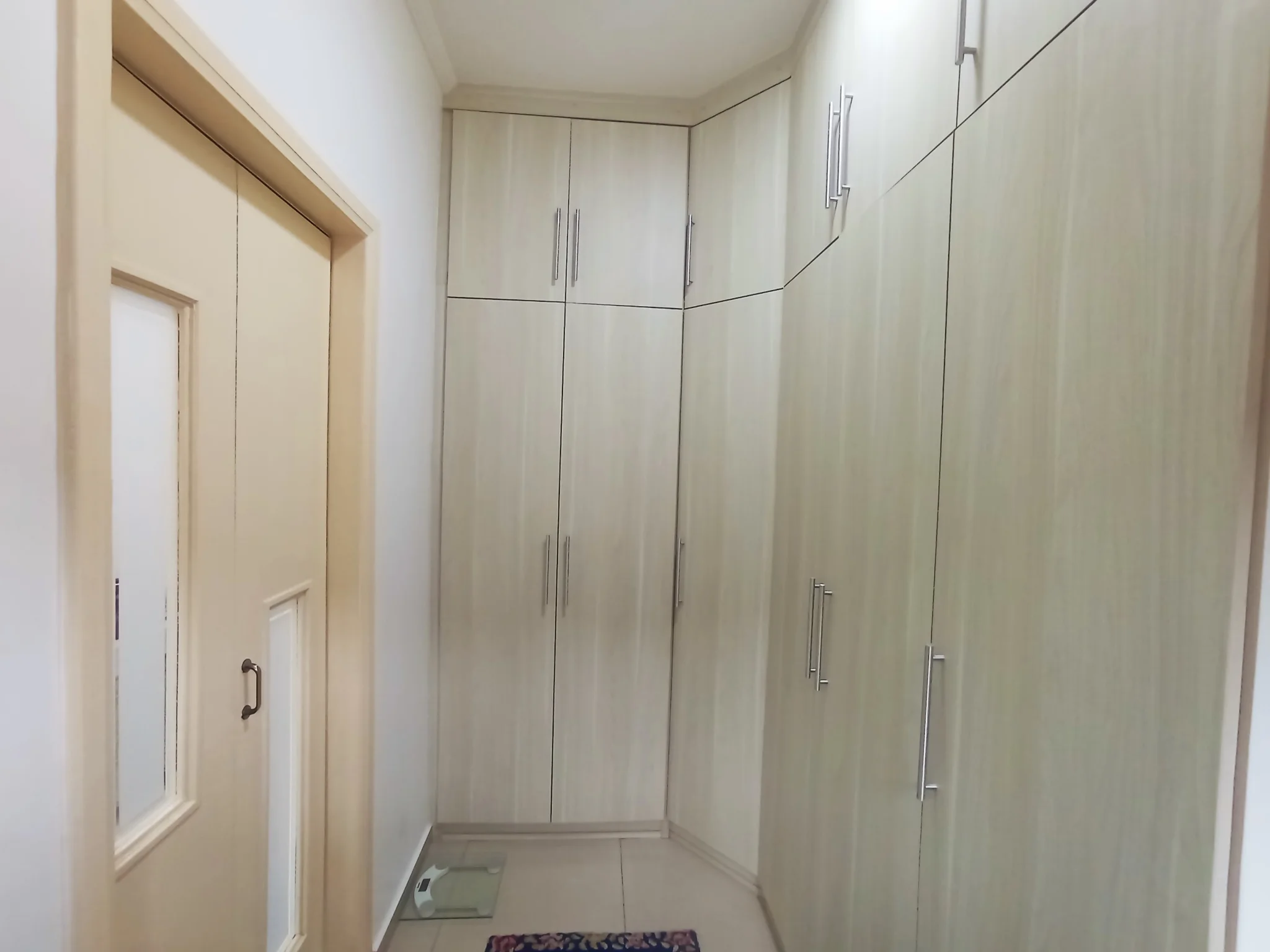 Casa à venda com 4 dormitórios no Residencial Doutor Lessa em Pindamonhangaba/SP. 