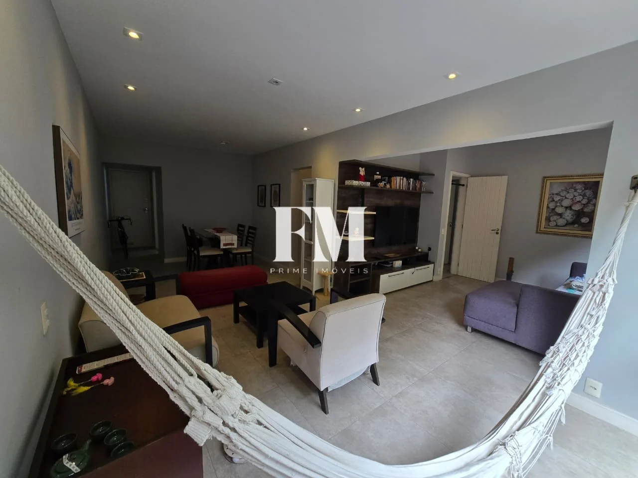 Exclusividade em Copacabana | Rua Marechal Mascarenhas de Morais | Modernizado | Original 3 Quartos | 100m² com Vaga e Lazer Completo - foto 12