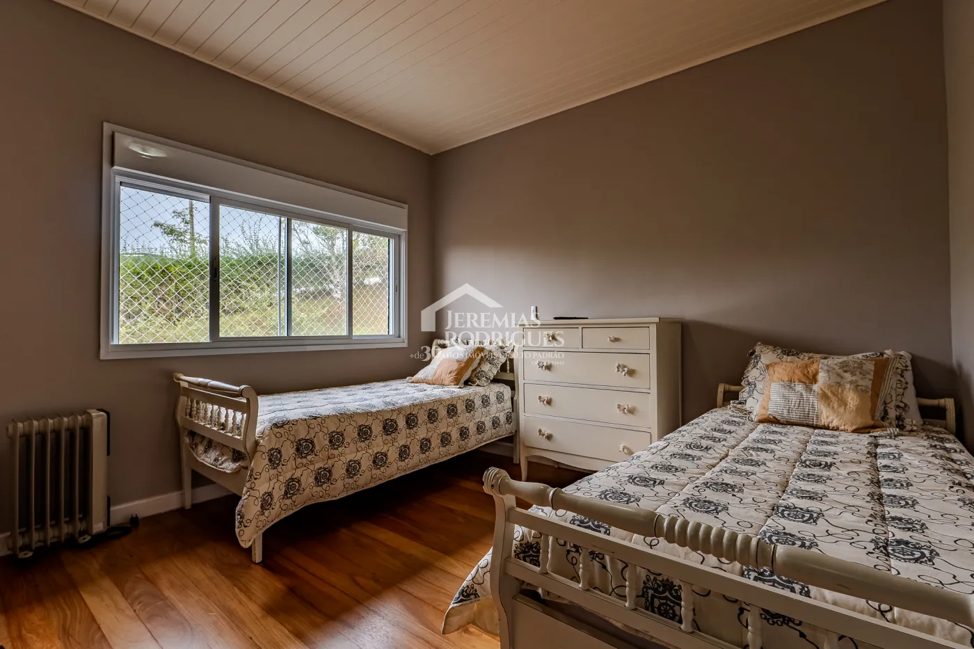 Casa à venda por R$ 4.400.000,00 - Campos do Jordão/SP