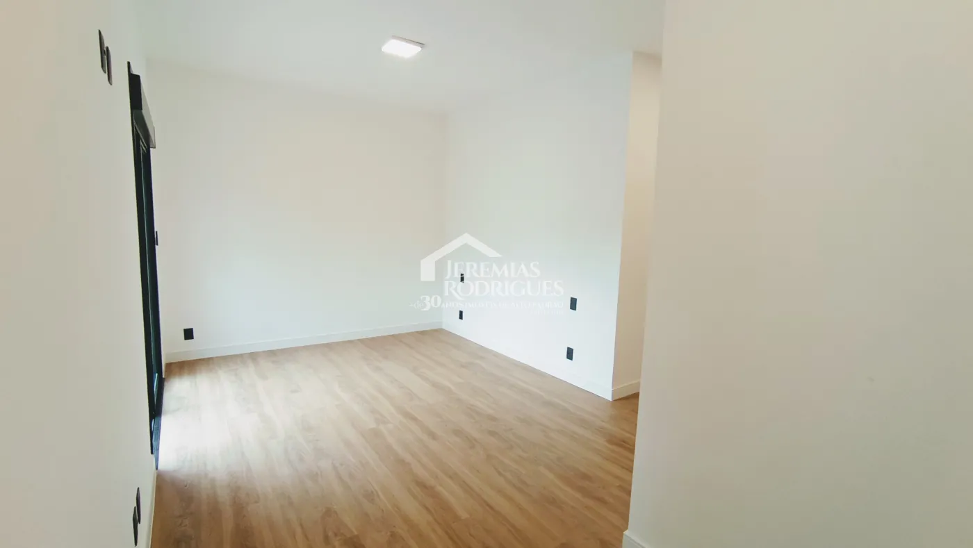 Casa à venda com 4 dormitórios no Condomínio Terras de San Marco em Taubaté/SP.