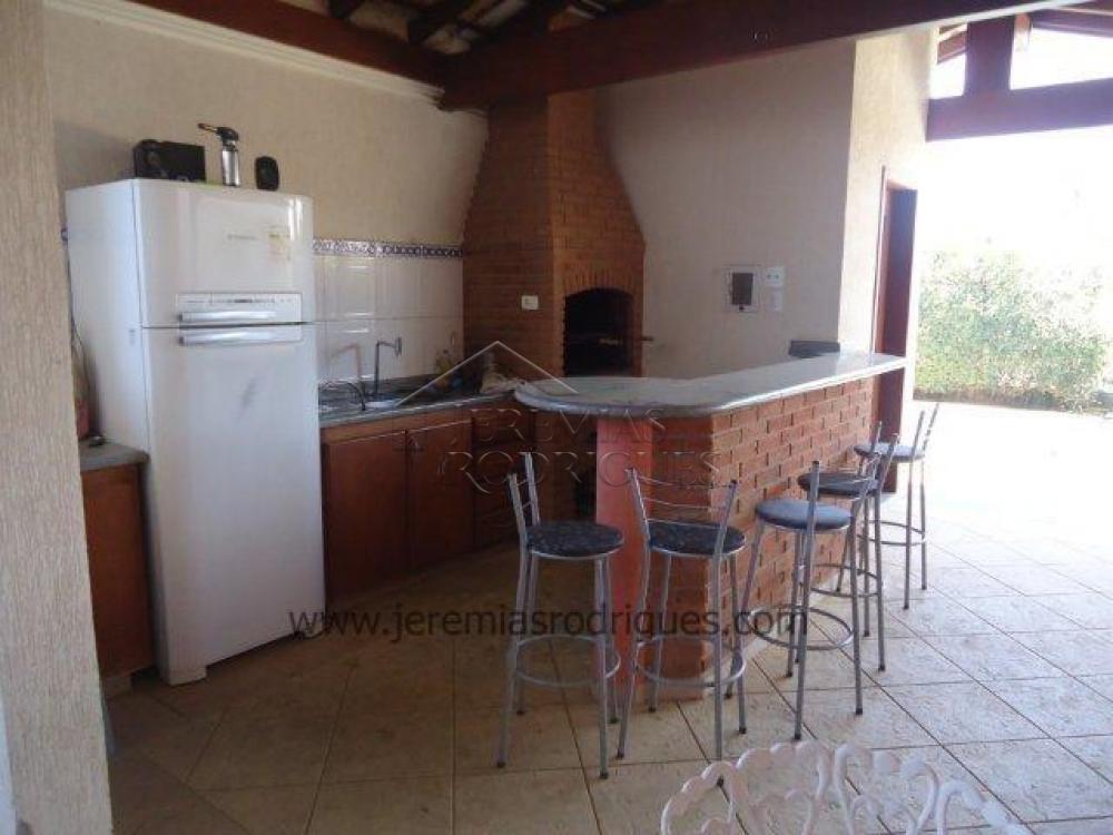 Casa à venda no Condomínio Colonial Village I em Pindamonhangaba/SP