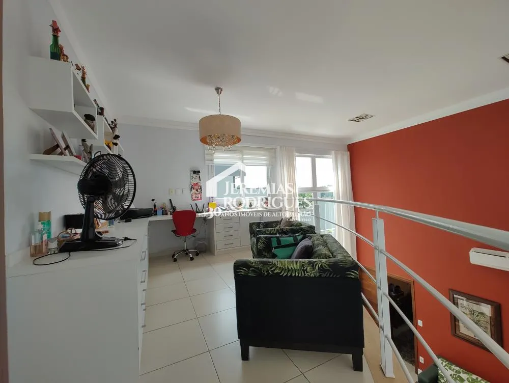 Casa com 3 quartos, 252 m²- Condomínio Campos do Conde Chamboard - Tremembé/SP