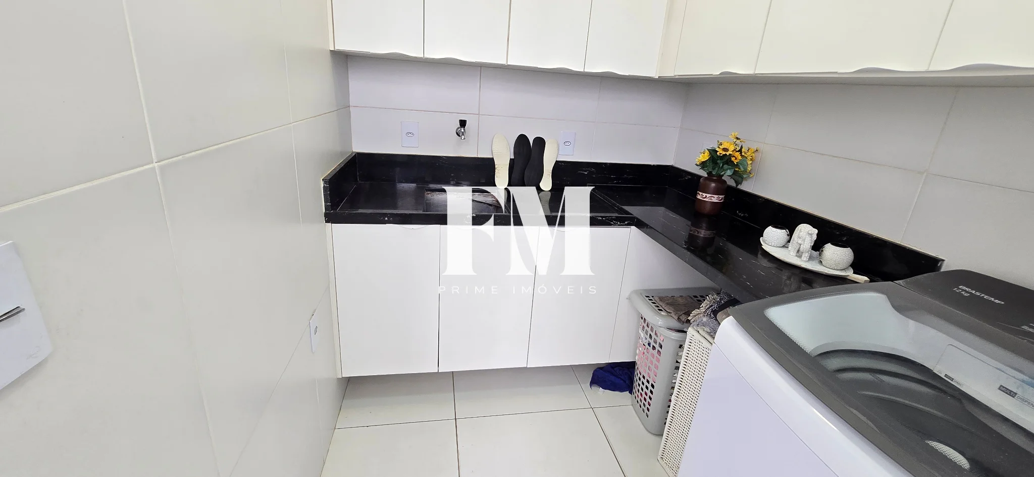OPORTUNIDADE! Apartamento espetacular, todo  modernizado à venda na Rua Figueiredo Magalhães, Copacabana. - foto 22