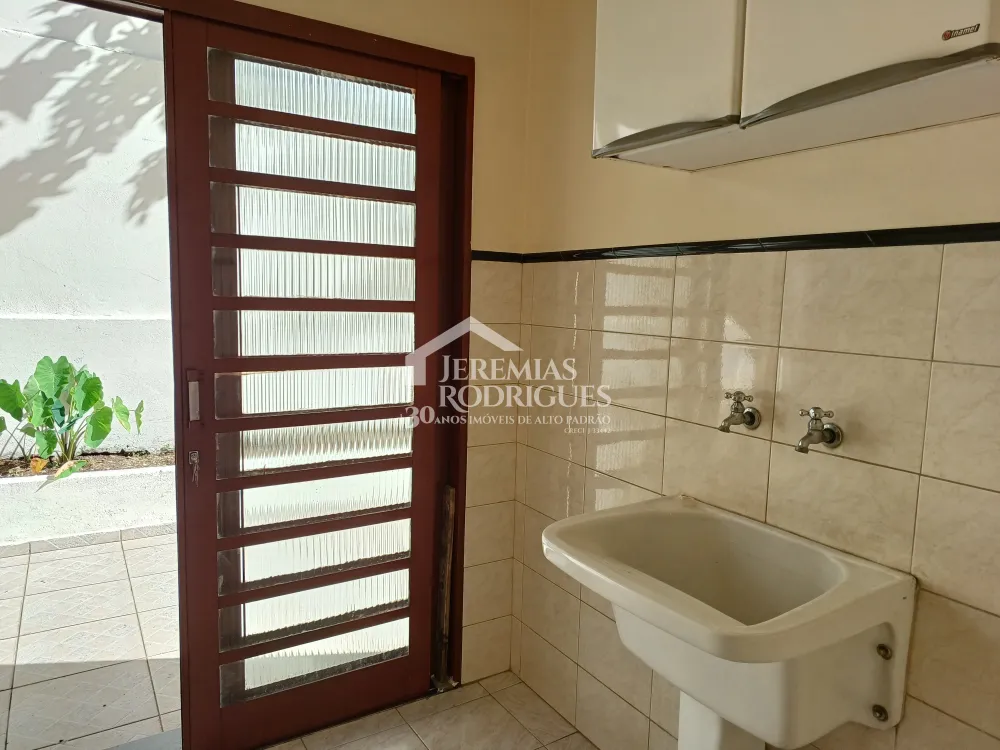 Casa com 3 quartos, 223 m², venda por R$670.000 - Campo Alegre - Pindamonhangaba/SP