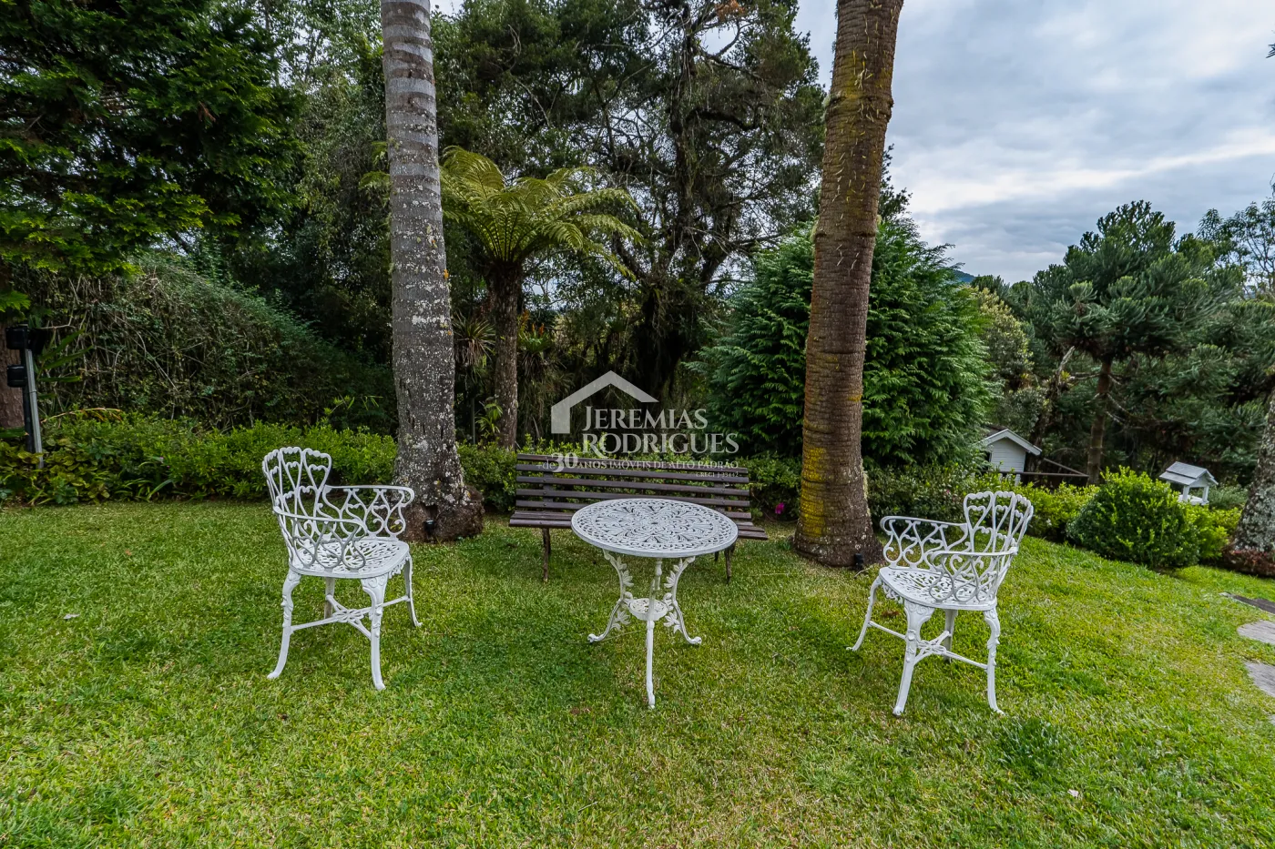 Casa com 4 dormitórios, 450 m² - Atalaia - Campos do Jordão/SP