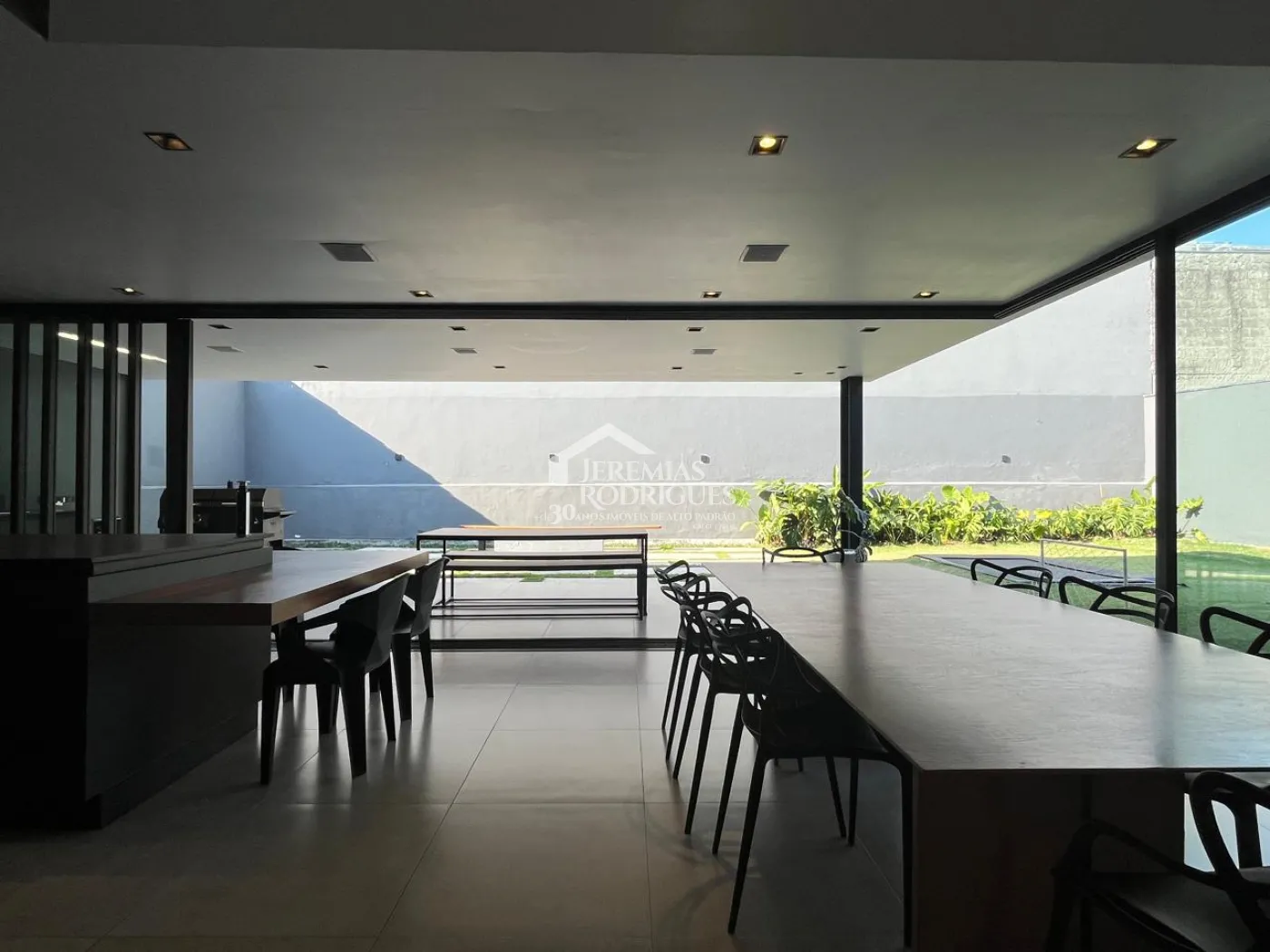 Casa com 3 dormitórios, 300 m² - Residencial Santa Helena - Caçapava/SP