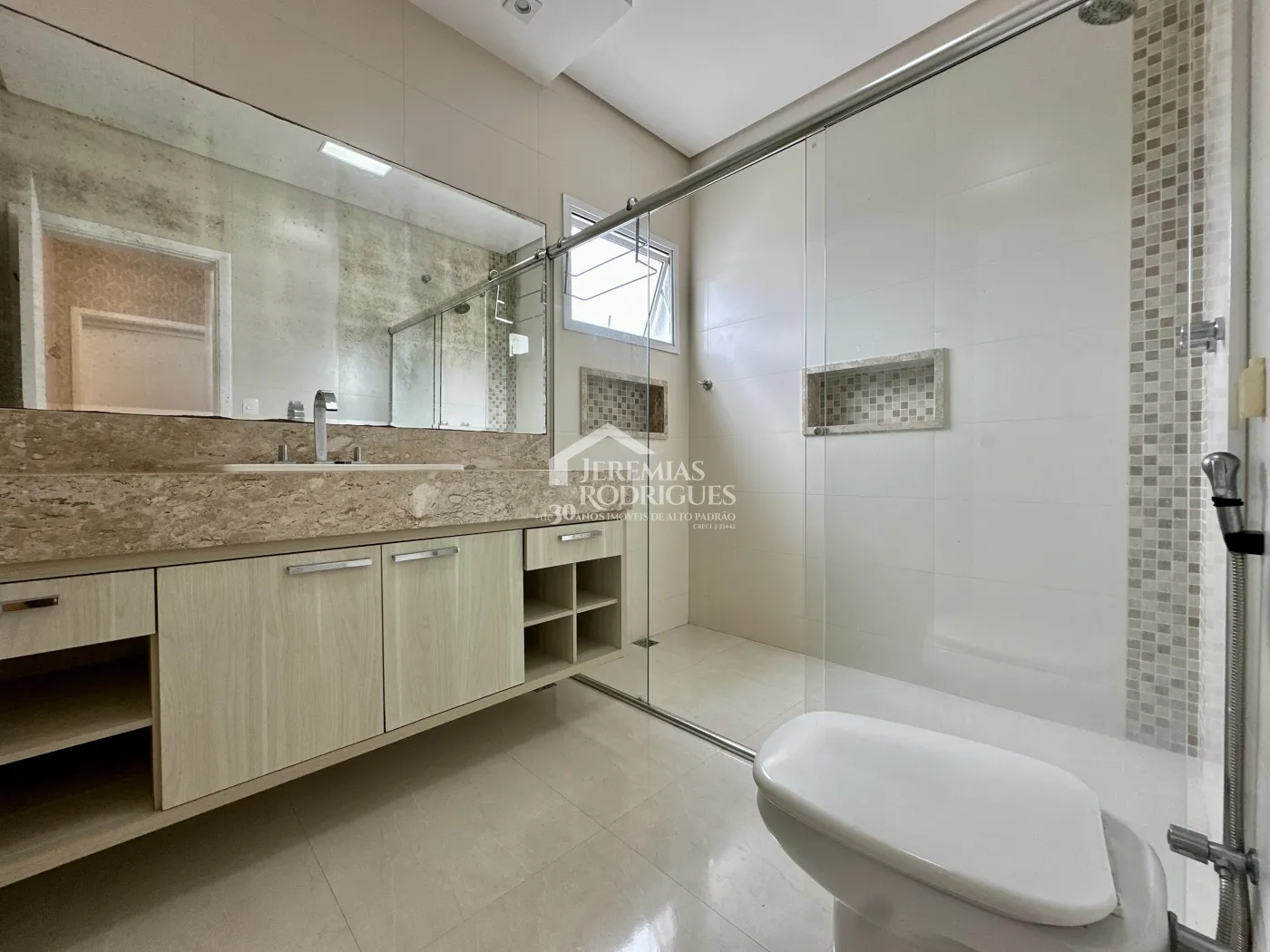 Casa com 3 dormitórios, 237 m² - Campos do Conde Chamboard - Tremembé/SP.
