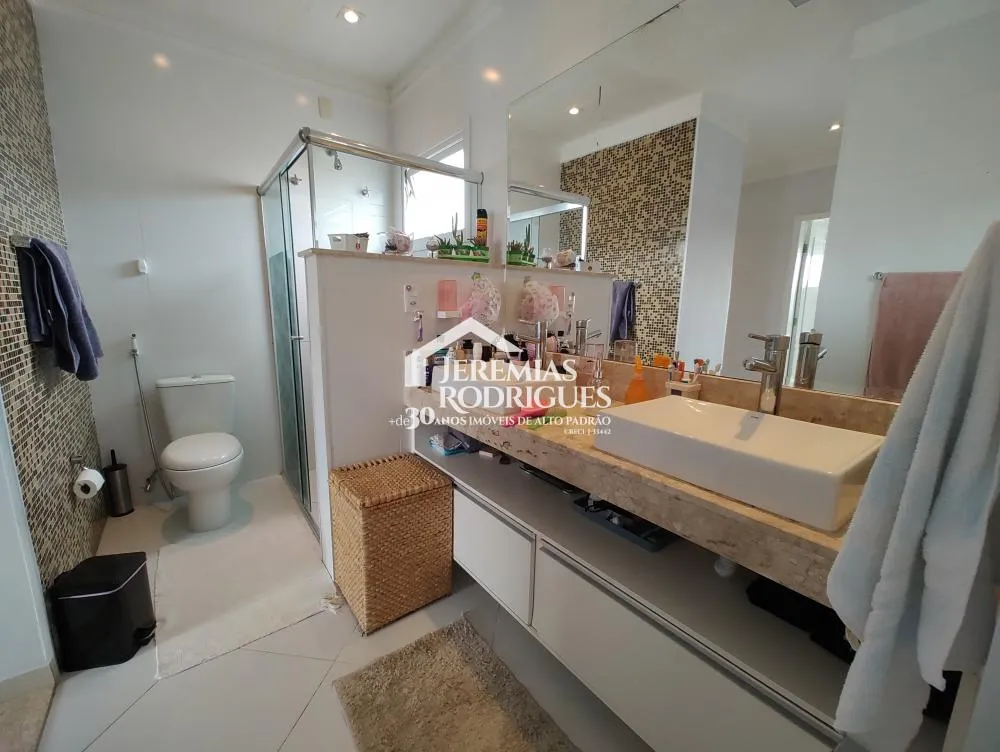 Casa com 3 quartos, 252 m²- Condomínio Campos do Conde Chamboard - Tremembé/SP