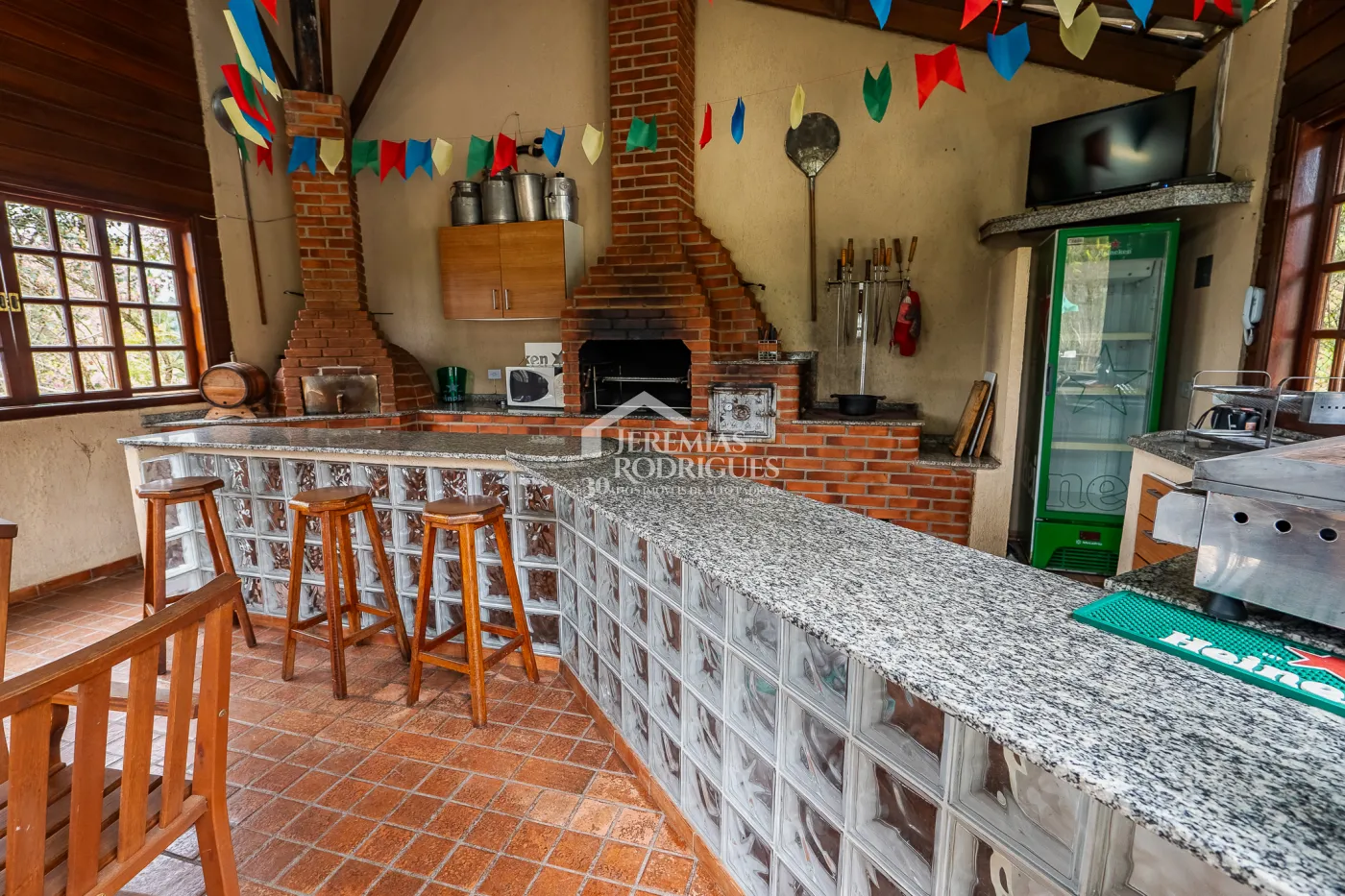 Casa com 4 dormitórios, 450 m² - Atalaia - Campos do Jordão/SP