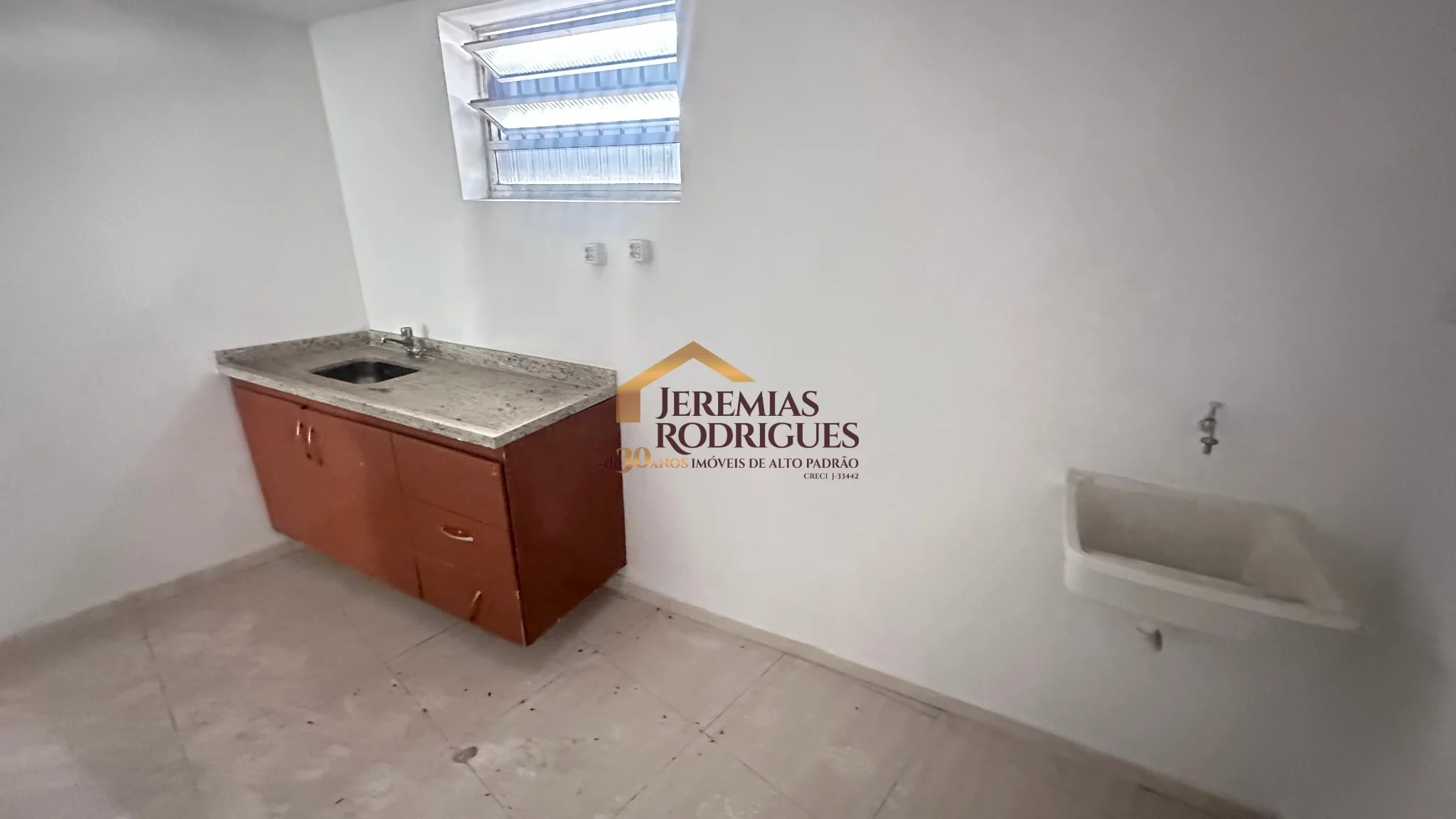Sala comercial para locação no Village Mall em Pindamonhangaba/SP. — foto 8