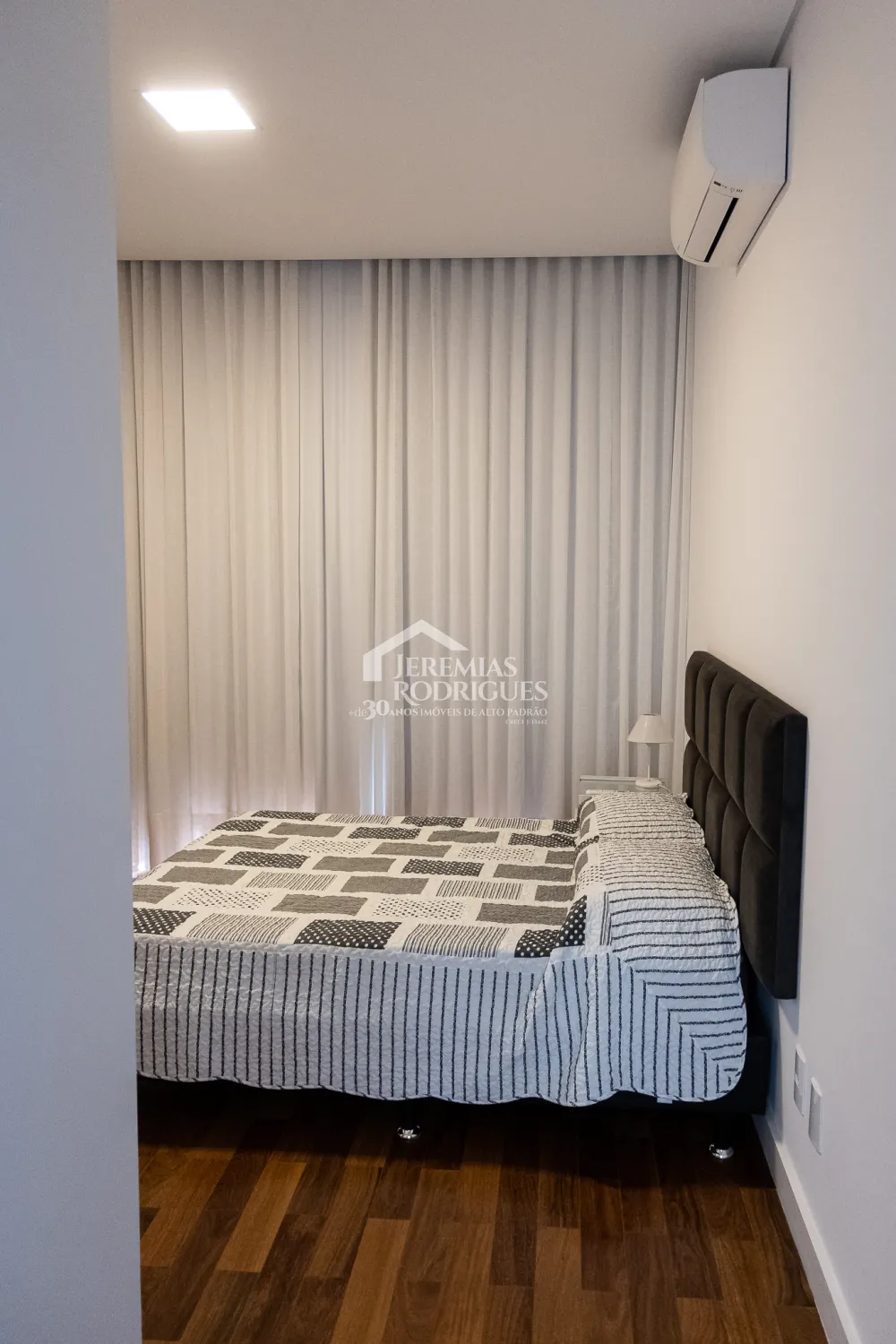 Casa com 4 suítes, 529,3 m² - Condomínio Colonial Village II - Pindamonhangaba/SP