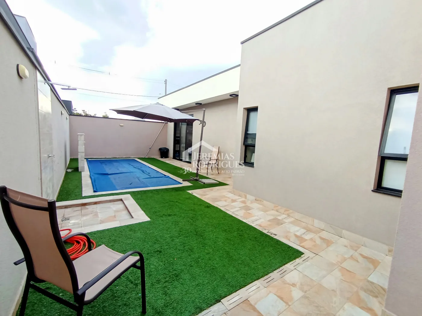 Casa para venda com 3 dormitórios no Residencial Pérola do Vale em Tremembé/SP