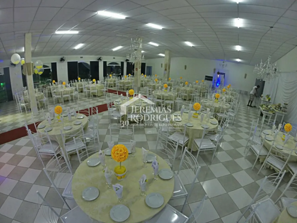 Salão de festas com 786 m² - Chácara São Félix - Taubaté/SP