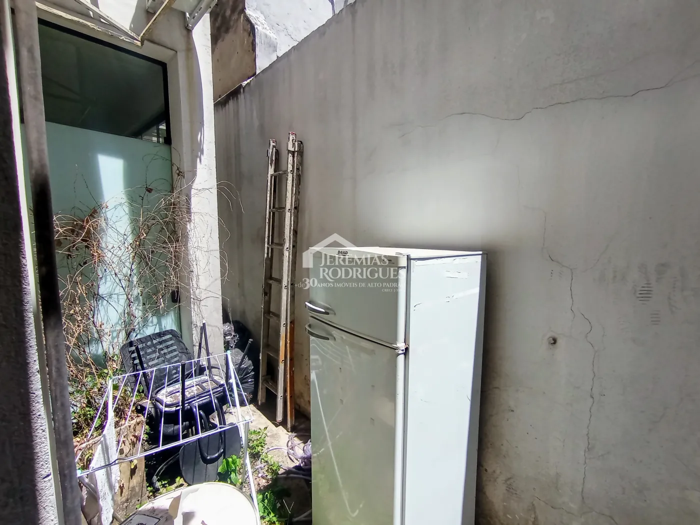 Ponto comercial para venda com 161 m² no bairro São Benedito em Pindamonhangaba/SP