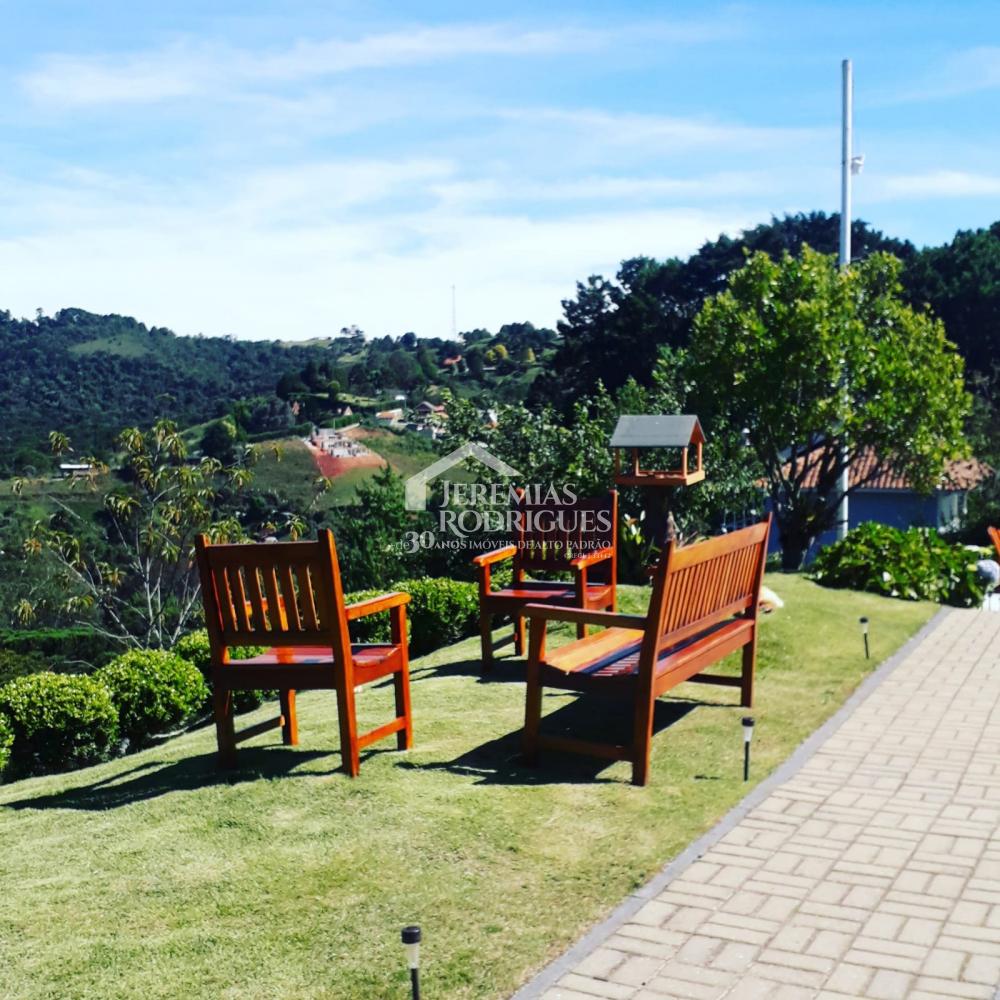 Linda Pousada em Campos do Jordão com uma vista privilegiada