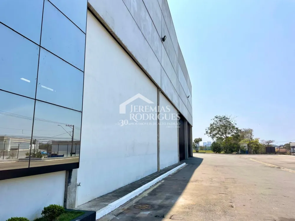 Galpão com 4.800 m² - Jardim Independência - Taubaté/SP.