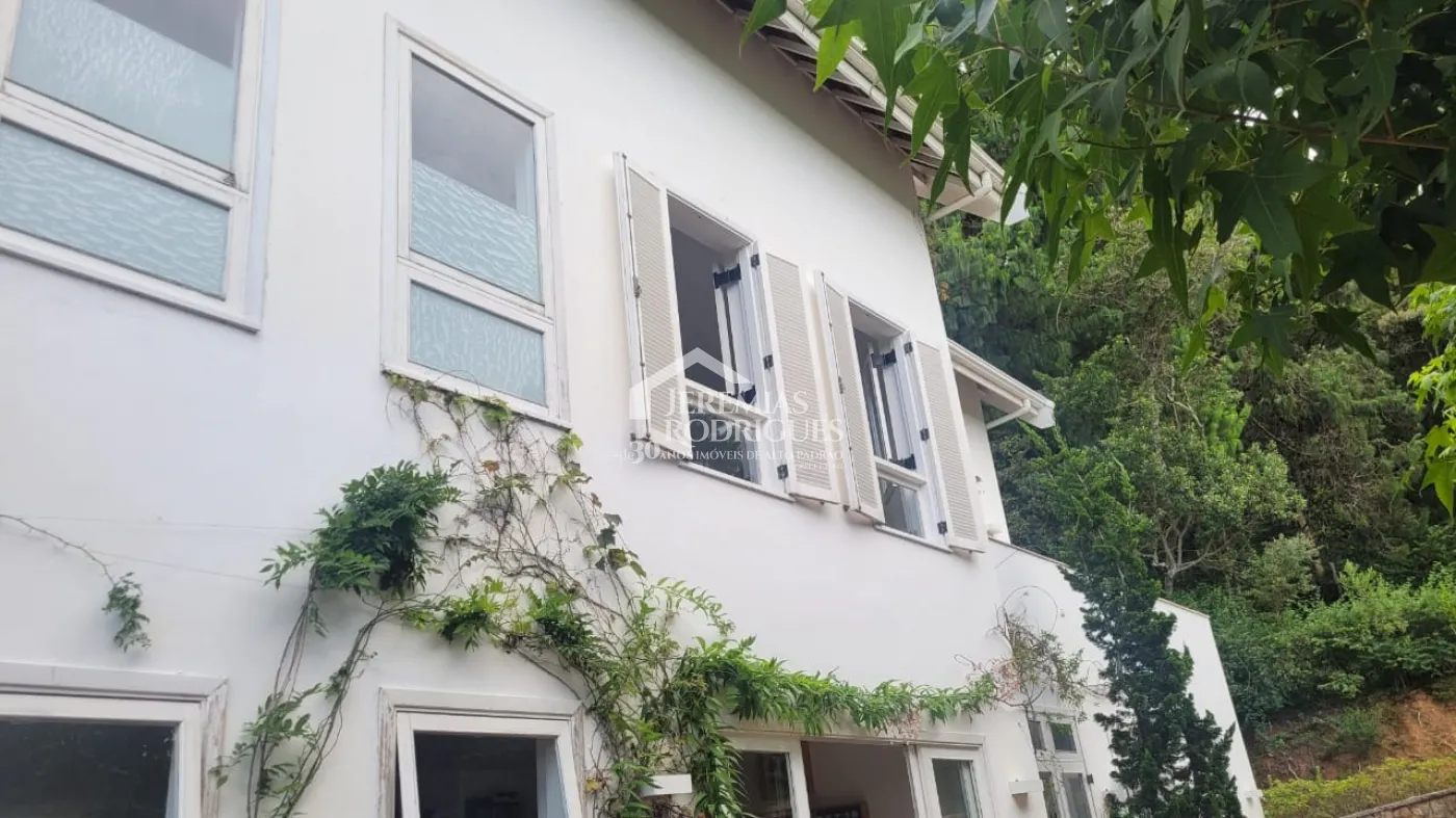 Casa para locação com 5 suítes no bairro Loteamento Por do Sol em Campos do jordão/SP