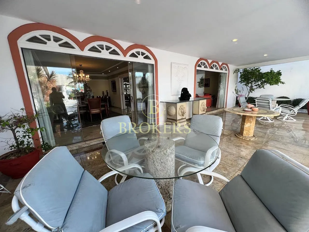 Exclusividade e lazer absoluto no Park Palace: Mansão com 8 suítes, boate privativa e 1.358m² na Ba — foto 31