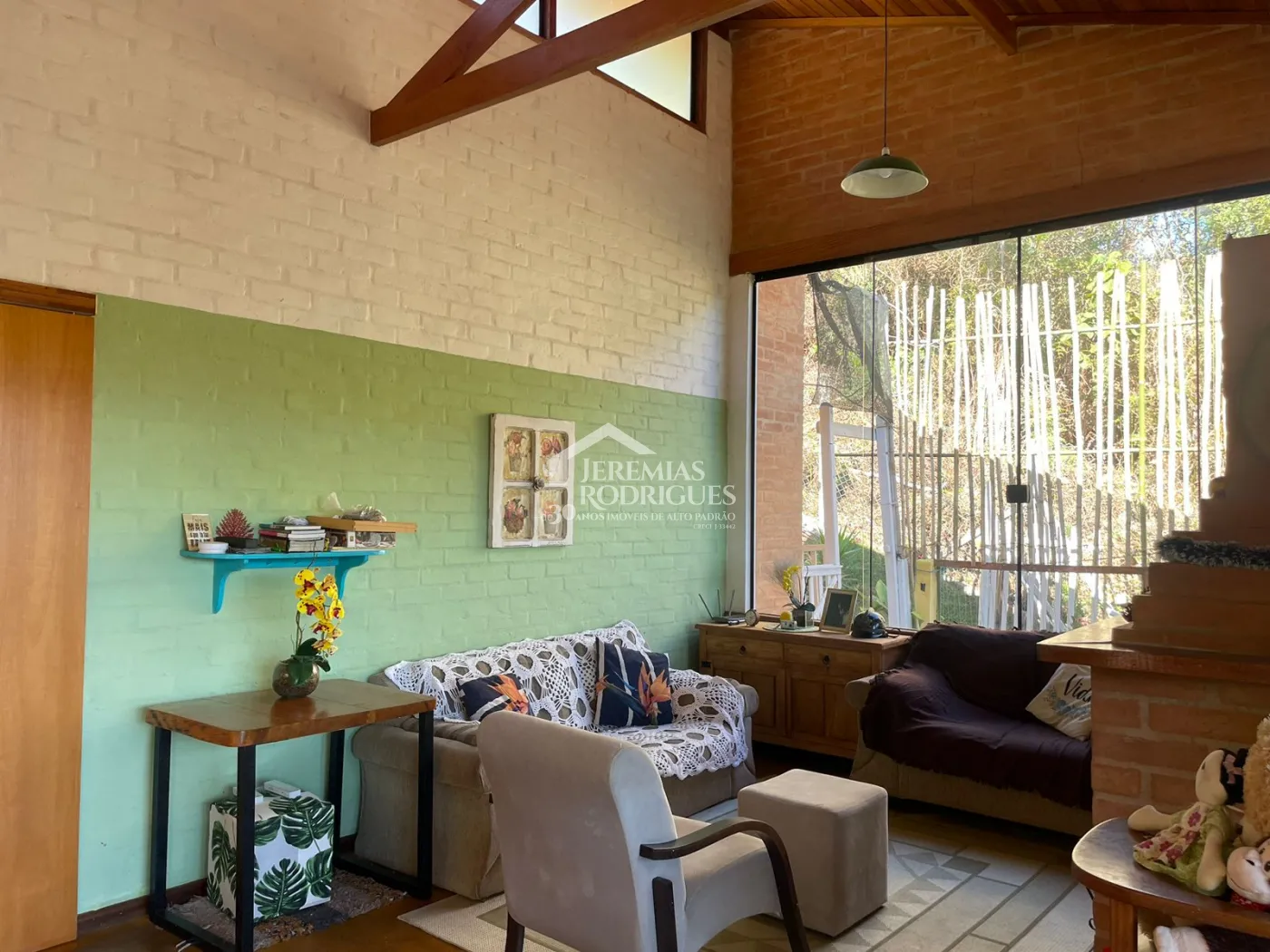 Casa com 2 suítes, no Pinhalzinho em Santo Antônio do Pinhal/SP