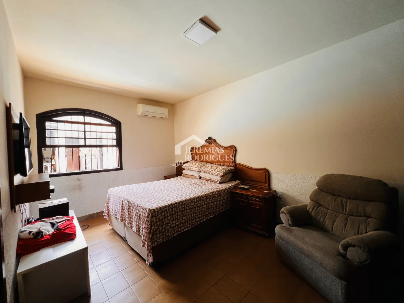 Casa para venda com 4 dormitórios no Centro em Taubaté/SP