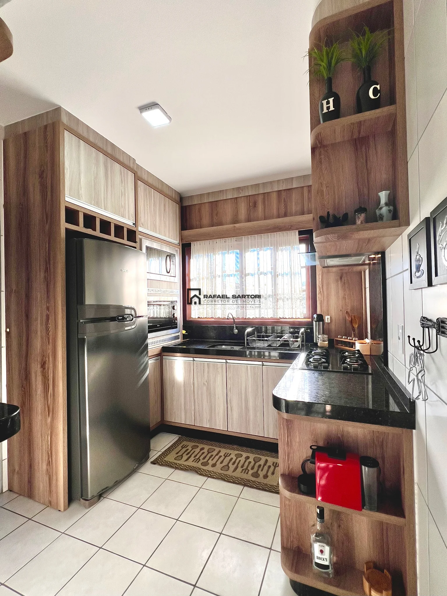 CASA COM PISCINA NA BARRA DO RIO CERRO — foto 11