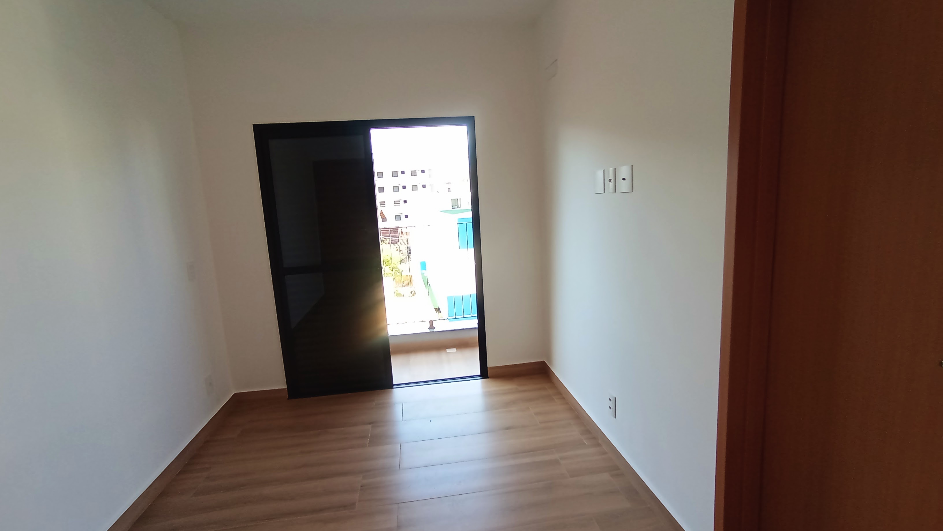 Apartamento à venda com 3 suítes, 124 m² no Edifício Residencial Apoema em Ubatuba/SP.