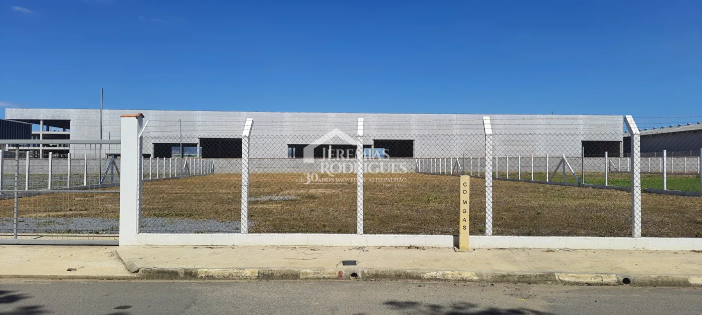 Terreno comercial ou industrial para venda e locação com 2.000 m² no bairro Feital em Pindamonhangaba/SP