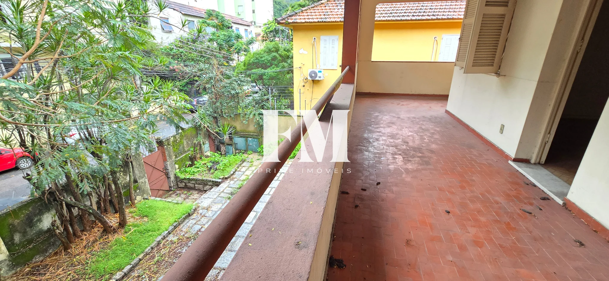Residência Exclusiva em Centro de Terreno em Laranjeiras - foto 37