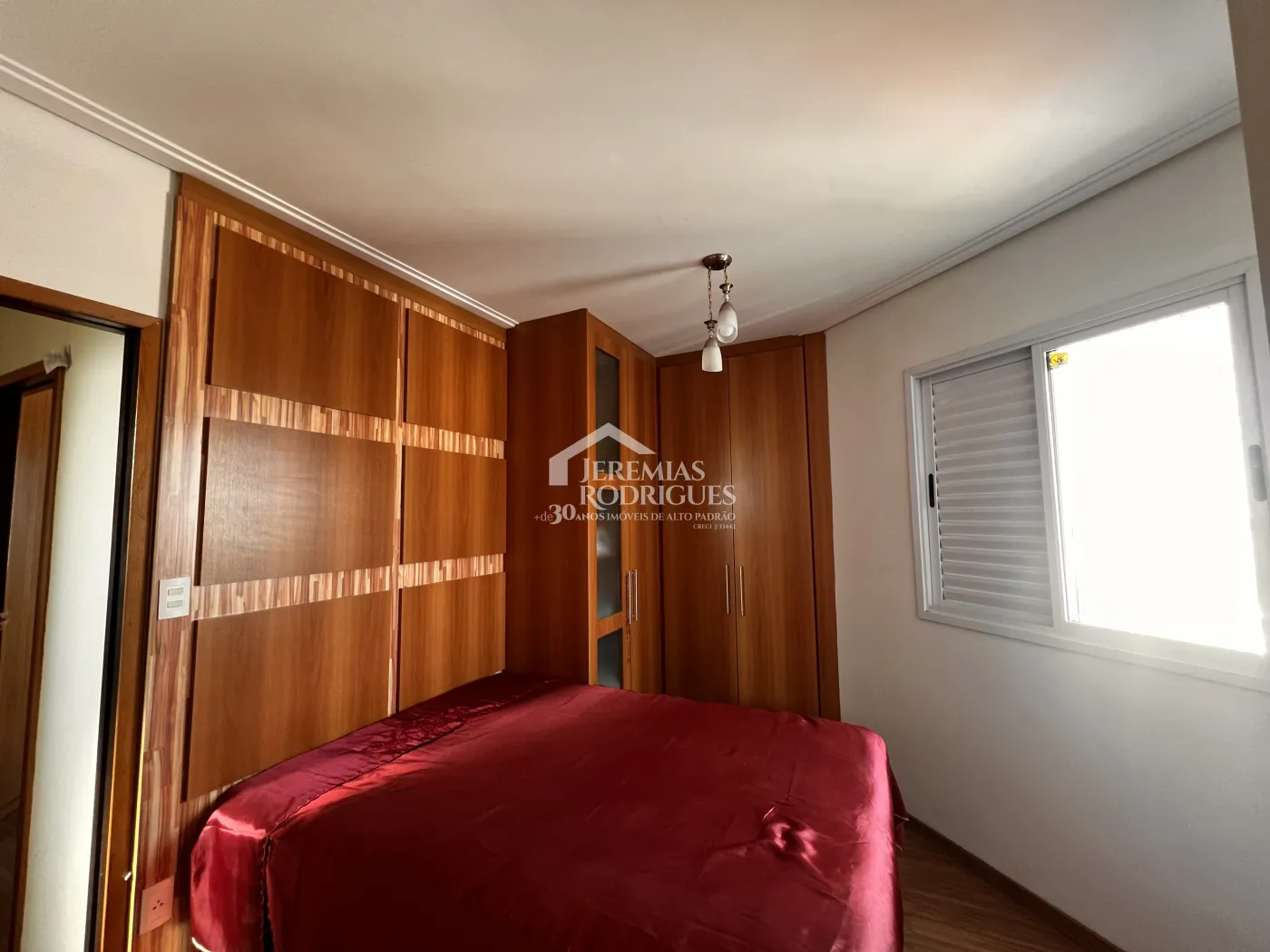 Apartamento com 2 dormitórios, 146 m² - Edifício Village Towers - Taubaté/SP.