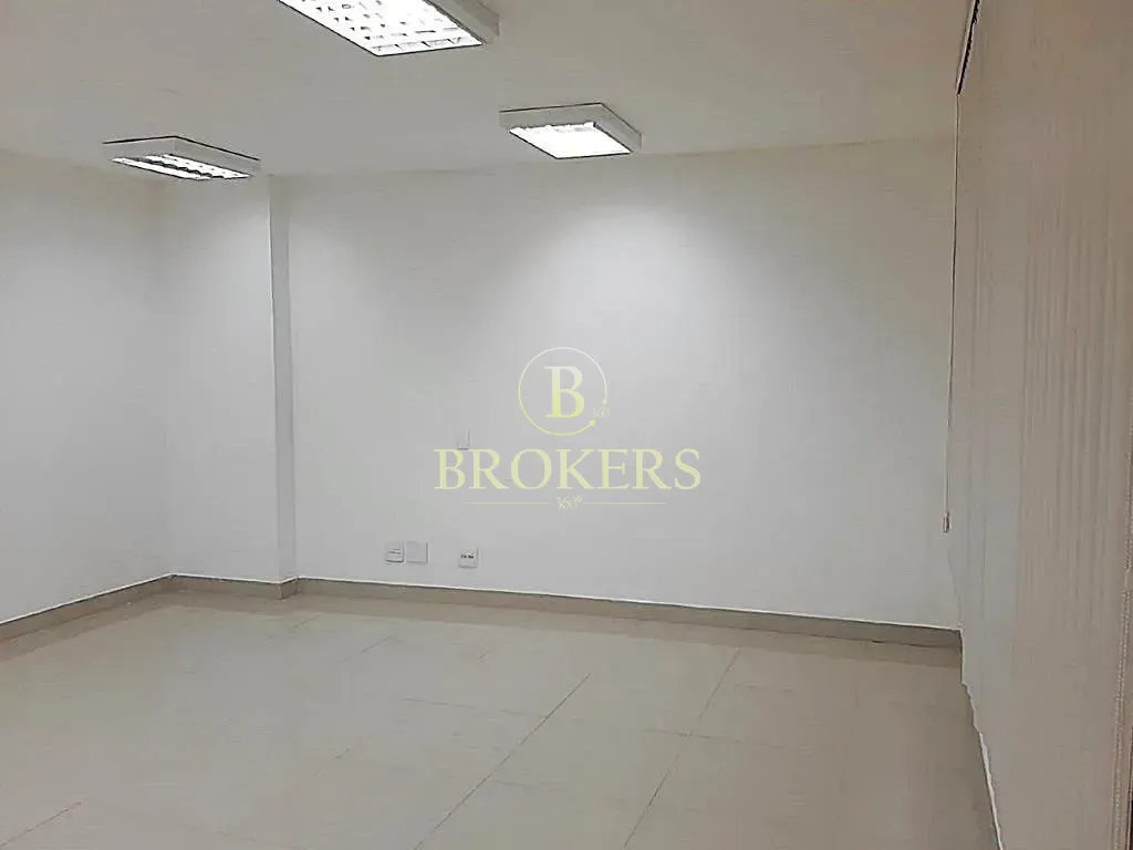 Edifício corporativo independente em localização estratégica de Laranjeiras