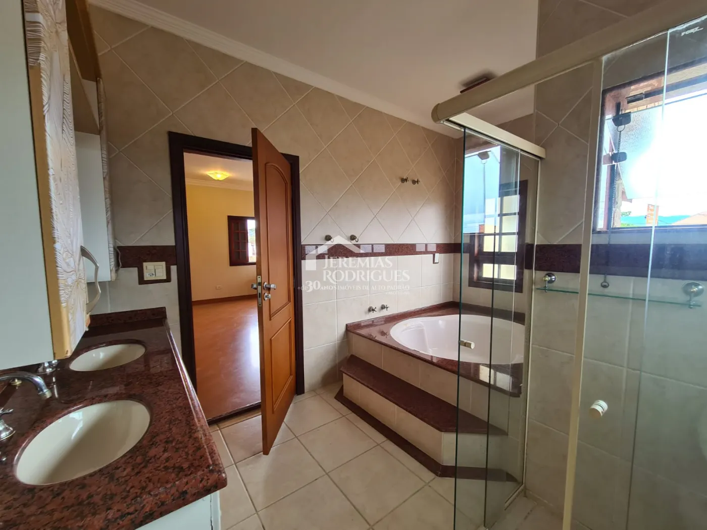 Casa com 3 dormitórios, 344 m² - Loteamento Village Tremembé - Tremembé/SP.