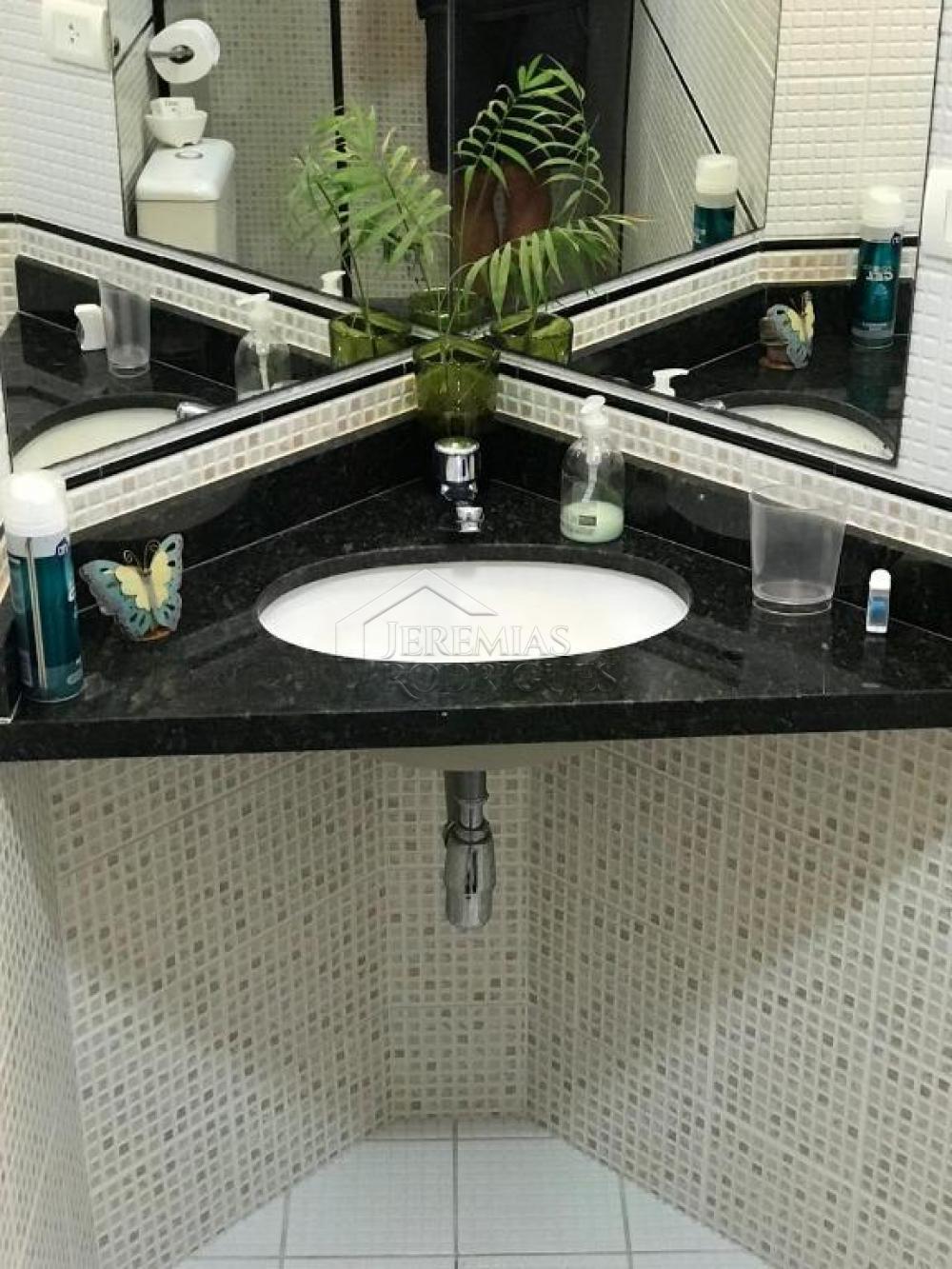 Apartamento com 3 dormitórios, 126 m² - Edifício Village Towers - Taubaté/SP.