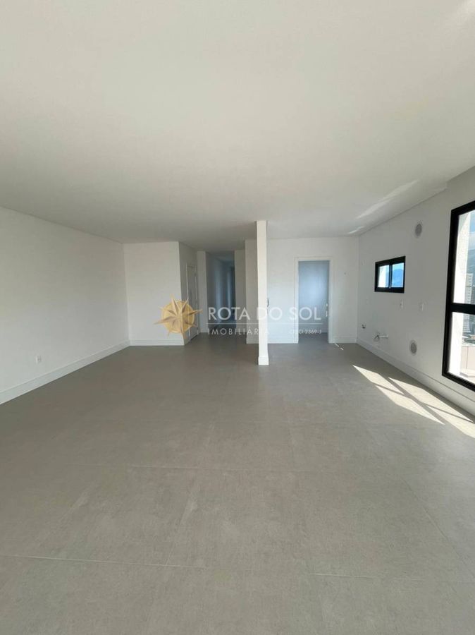 Dom Benedito Apartamento 3 Suítes à Venda Meia Praia Itapema SC