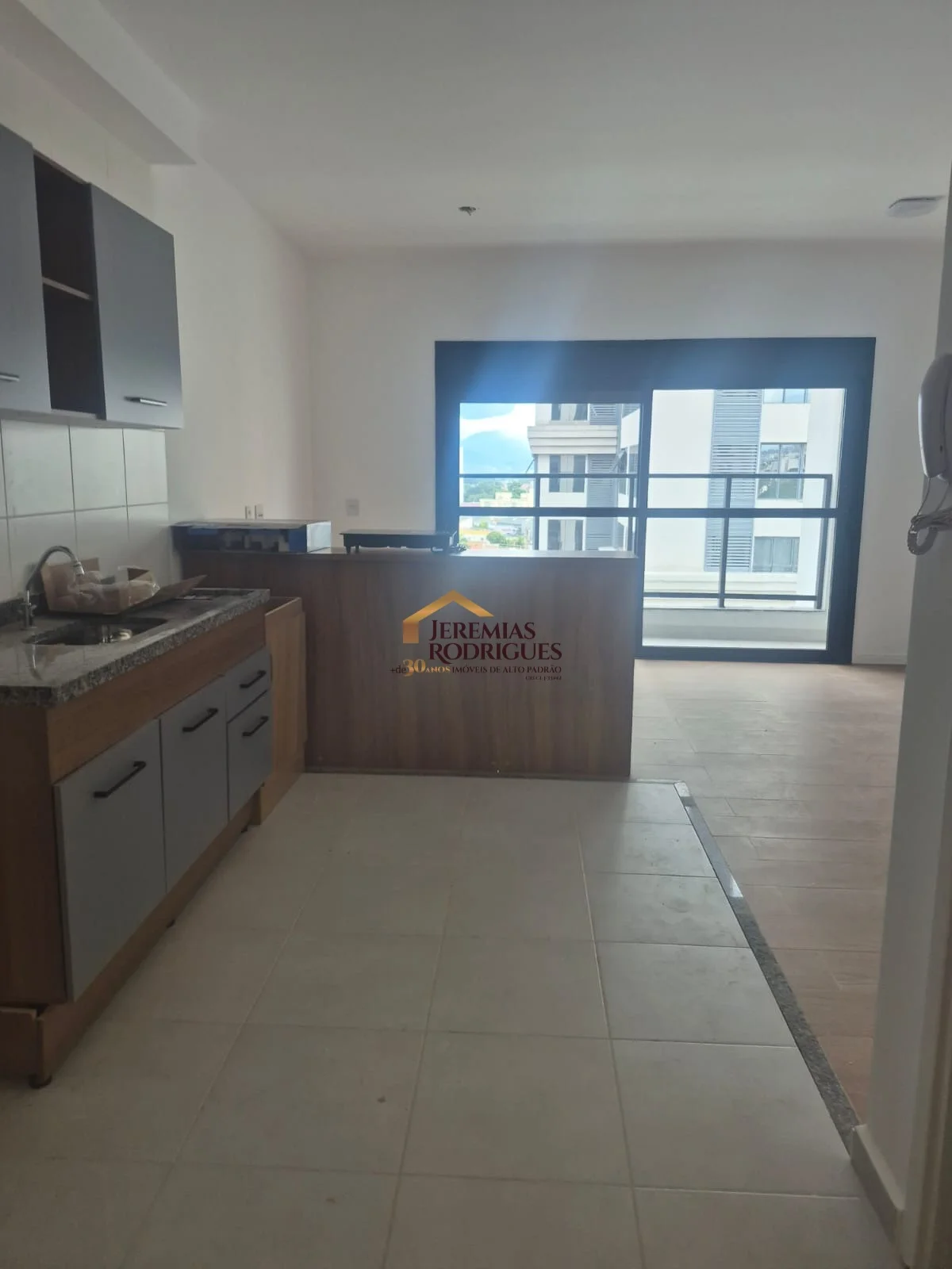 Loft para locação e venda no Condomínio Spot Residences em Taubaté/SP.