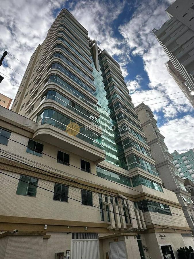 Golden Gate Residence Quadra Mar 4 Suítes 4 Vagas Meia Praia Itapema SC