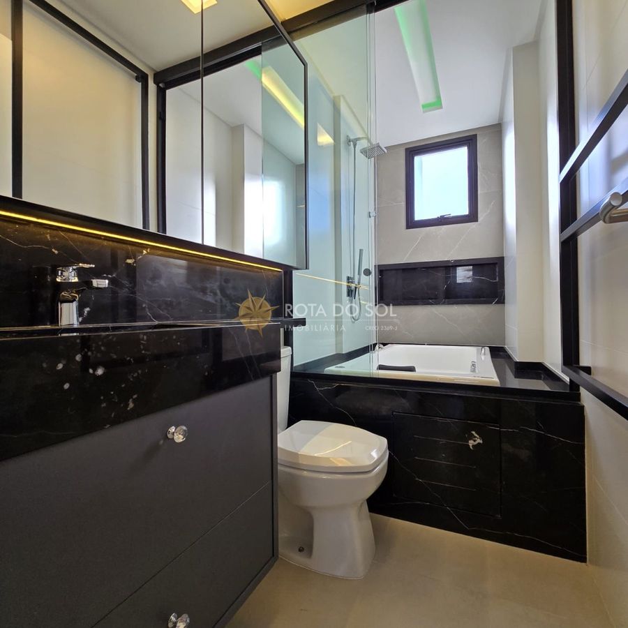 Brooklyn Tower Apartamento Decorado 4 Suítes em Meia Praia Itapema