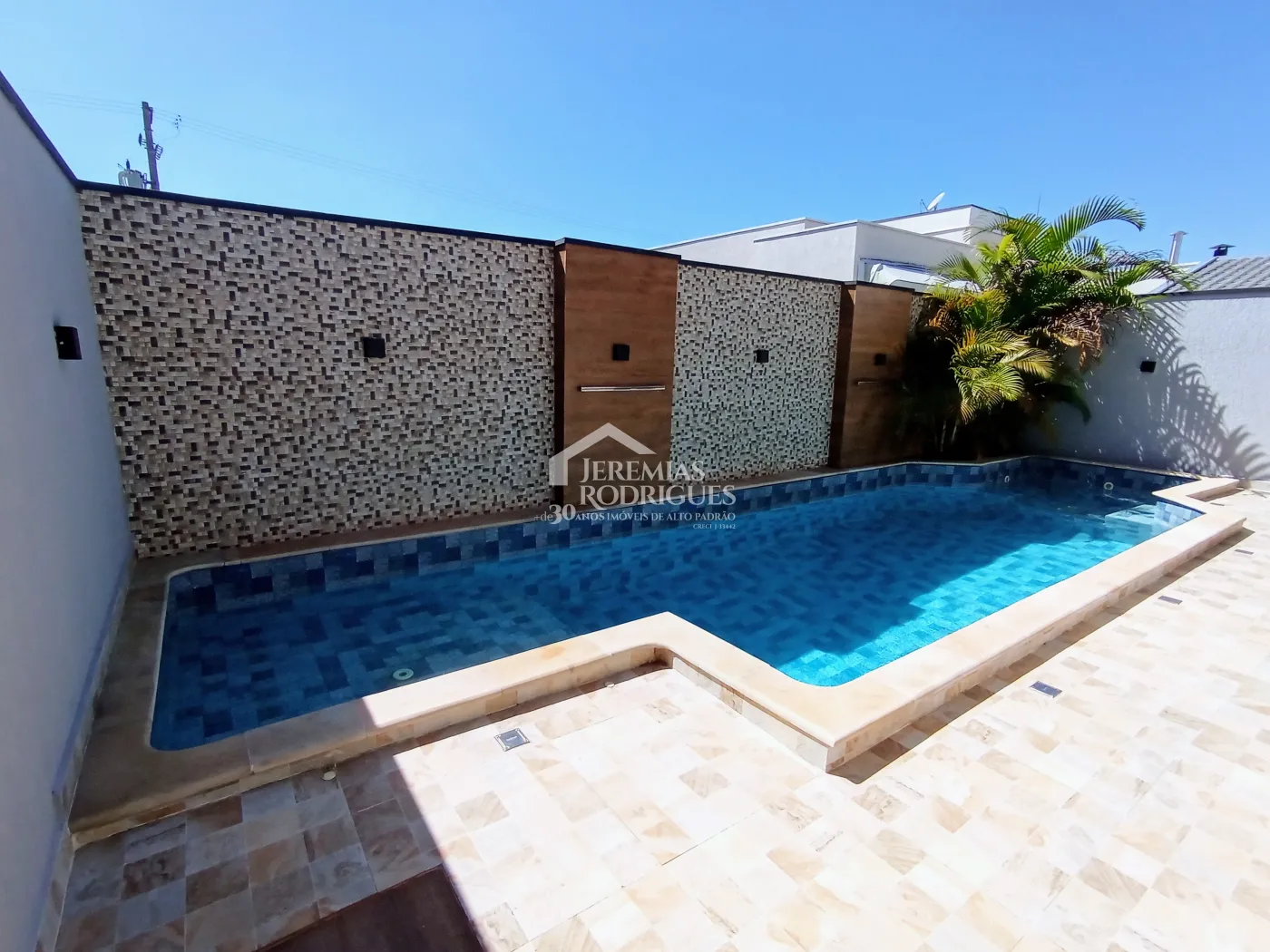 Casa para venda com 3 dormitórios no Condomínio Residencial Tecoara em Taubaté/SP
