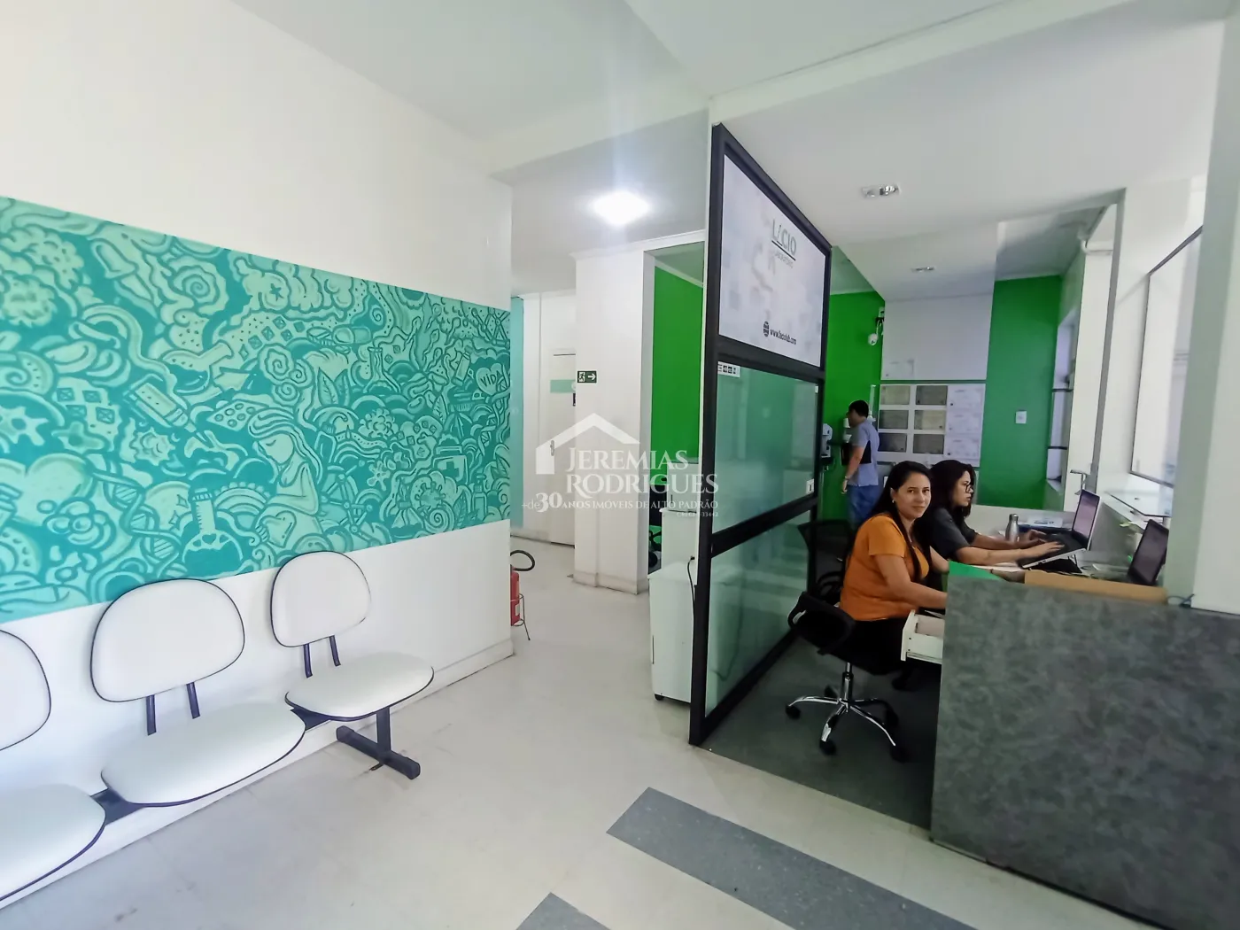 Ponto comercial para venda com 161 m² no bairro São Benedito em Pindamonhangaba/SP