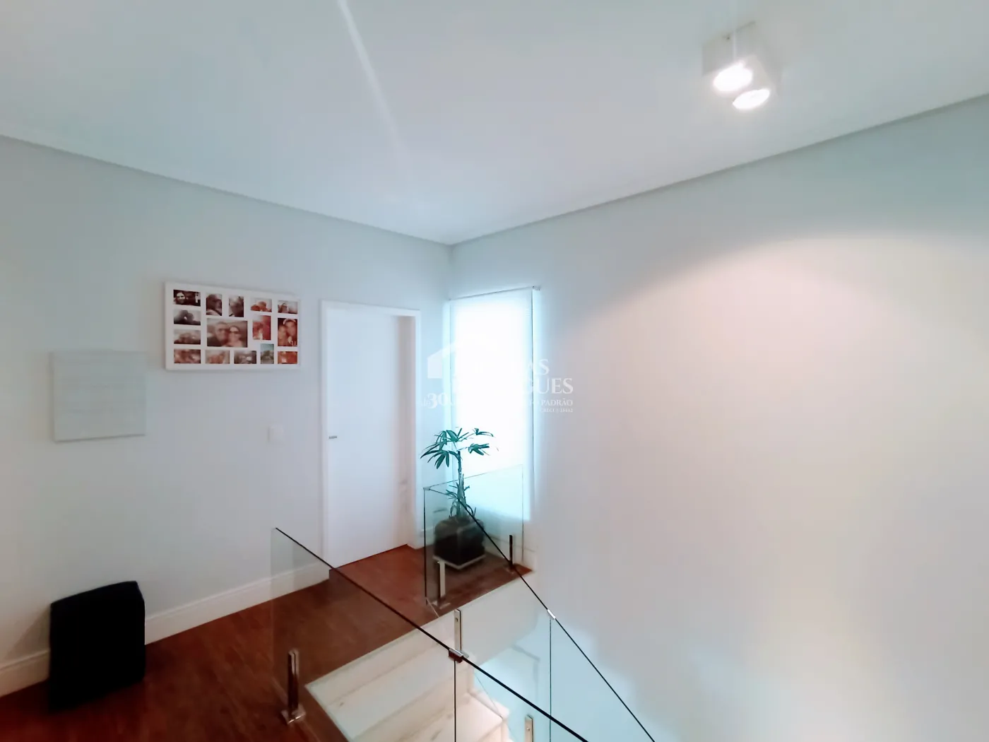 Casa à venda com 4 suítes no Condomínio Altos da Serra VI em São José dos Campos/SP