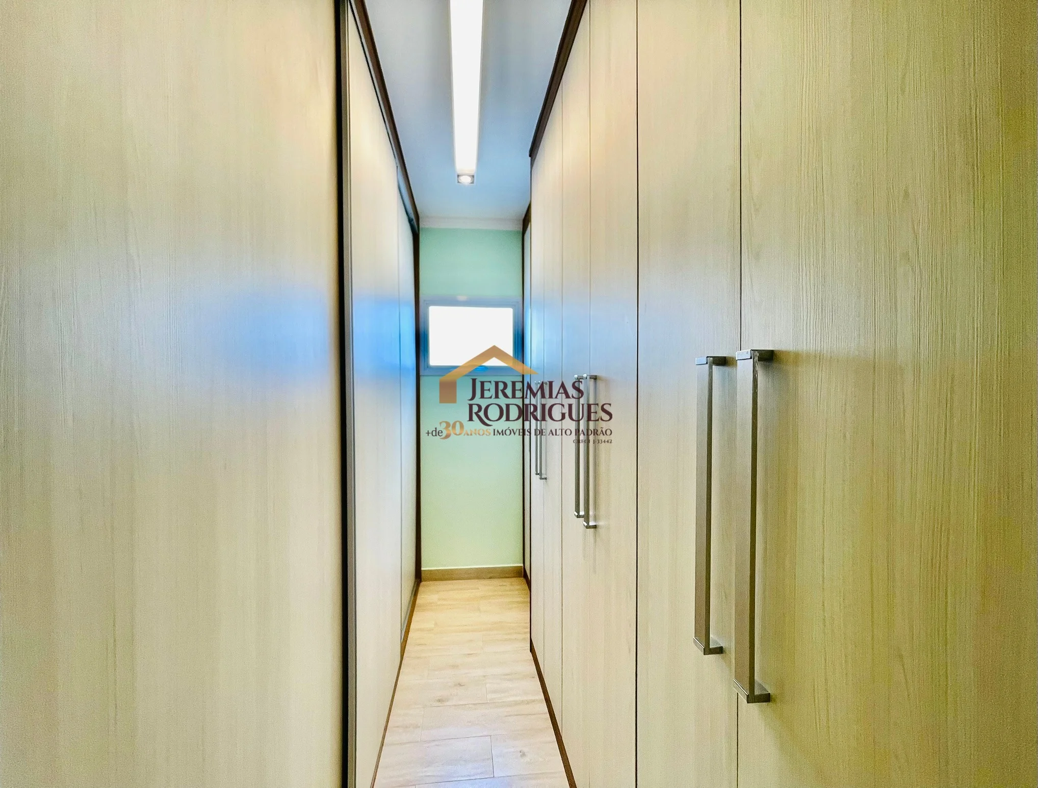 Apartamento para locação e venda Porteira fechada no Edifício Vert Residence em Taubaté/SP.