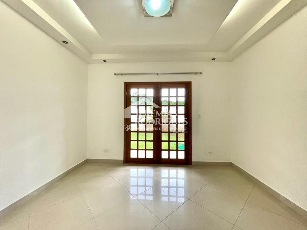 Casa à venda no Condomínio Campos do Conde II Versailles em Tremembé/SP. — foto 8