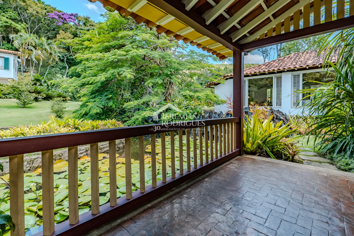 Fazenda à venda com 3.389.000,00 m² em Piraí/RJ.