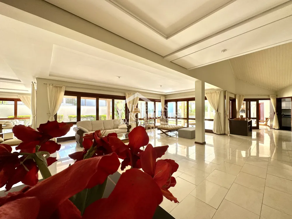 Casa com 4 quartos, 617 m² - Condomínio Taubaté Village - Taubaté/SP