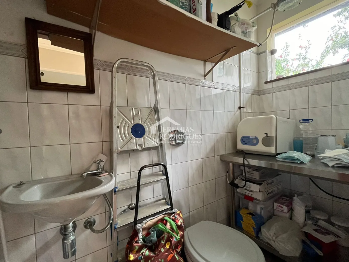 Casa com 4 dormitórios, 421 m² - Condomínio Chácaras Cataguá - Taubaté/SP.