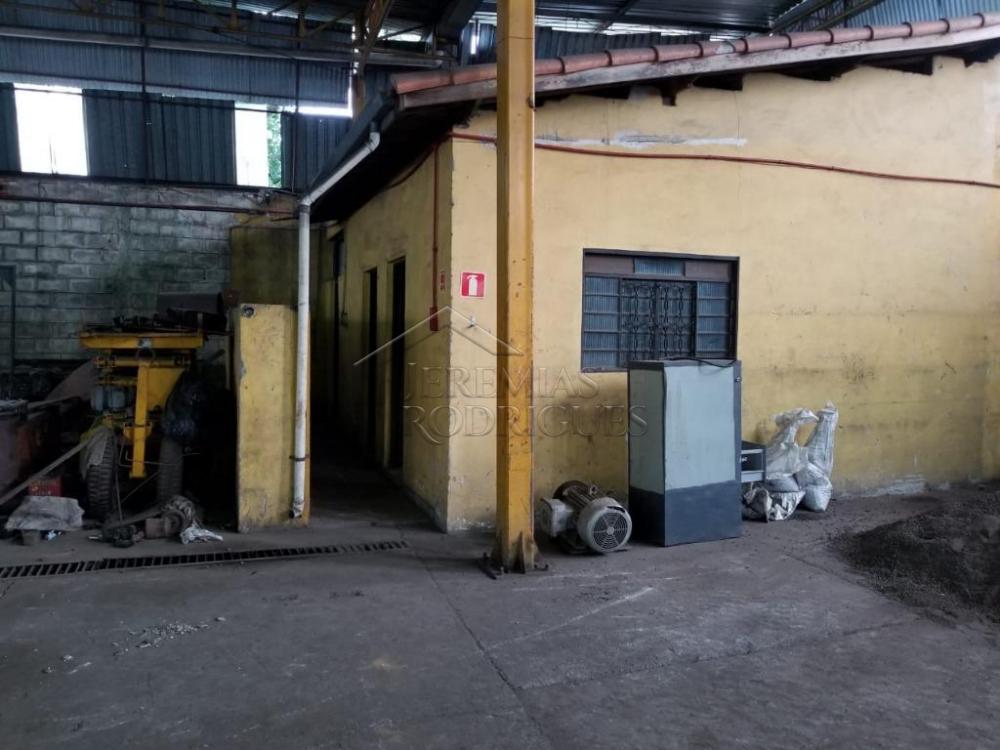 Galpão à venda por R$ 2.500.000,00 - Pindamonhangaba/SP
