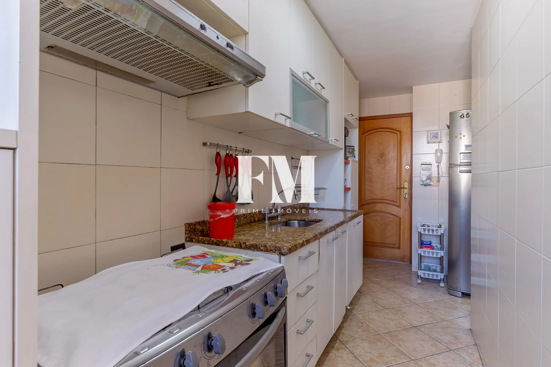 Laranjeiras | Cobertura Duplex | 3 Quartos (2 Suítes) | 208m² com Espaço Gourmet e 3 Vagas - foto 11